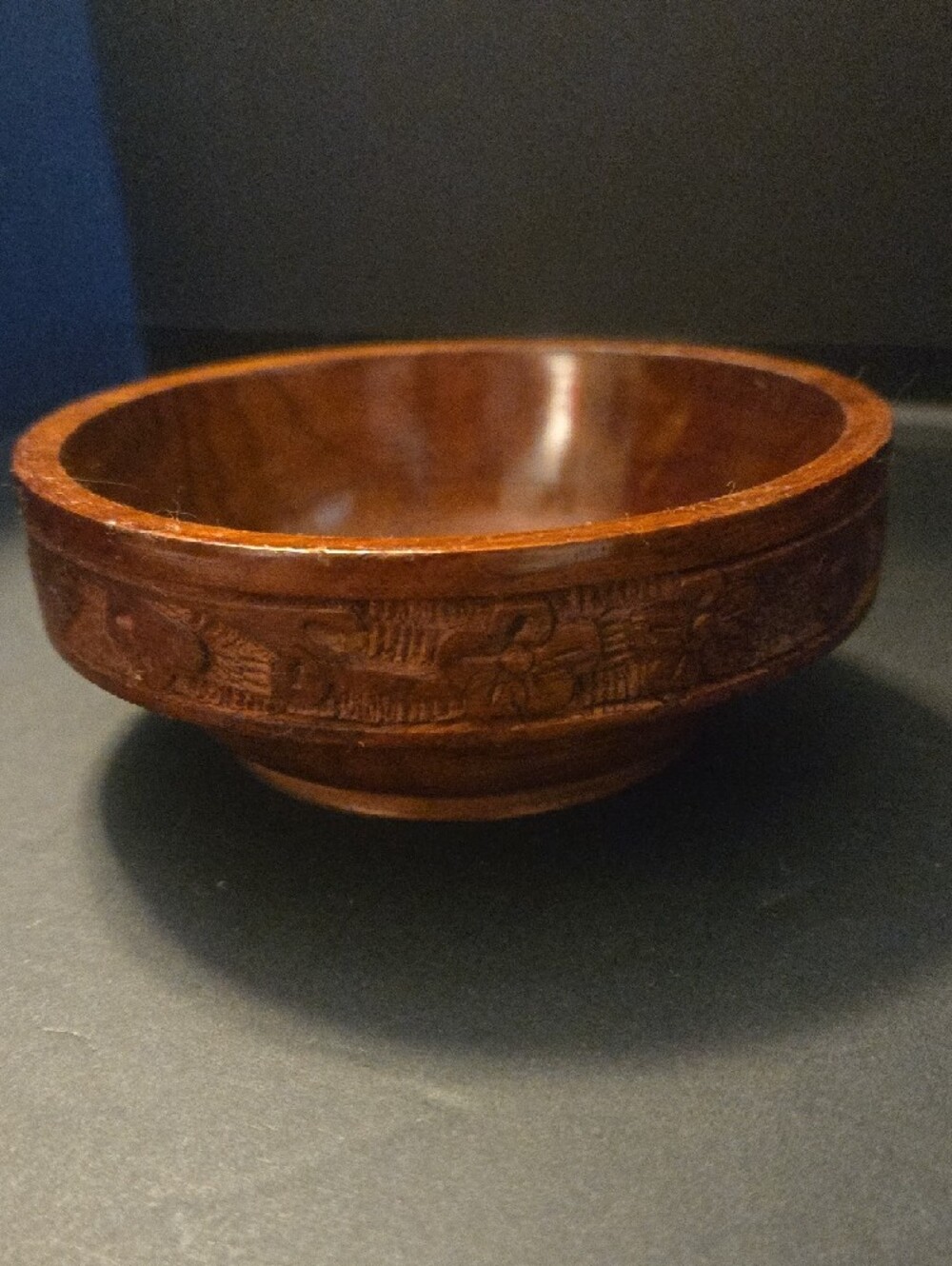Hand-Carved Wooden Lidded Box - Brown - Picture 10 of 15
